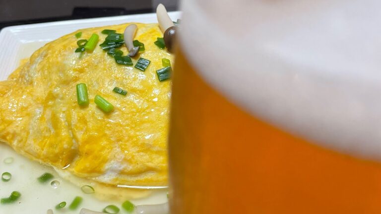 【はじめての和風あんかけオムライス】ビールを注ぐ音もお楽しみください！