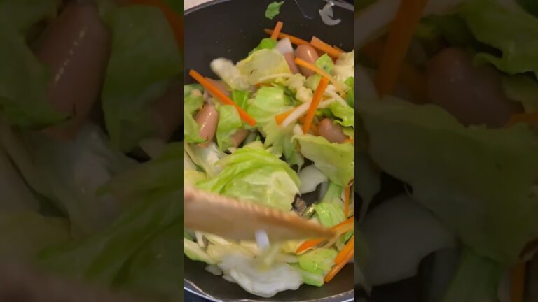 ウィンナー版野菜炒めってどうなの？ #shorts