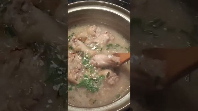 土鍋で熱々が美味しい‼️疲労回復‼️【手羽元でサムゲタン】手羽元、葱、モチ麦、大蒜、生姜、酒、鶏ガラスープ素… #簡単レシピ #ヘルシー #ダイエット #lunch #アンチエイジング