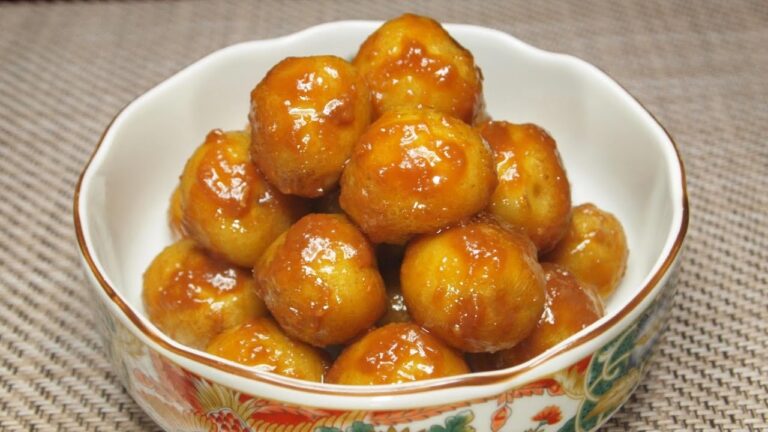 小芋で作る【じゃがいも味噌煮】