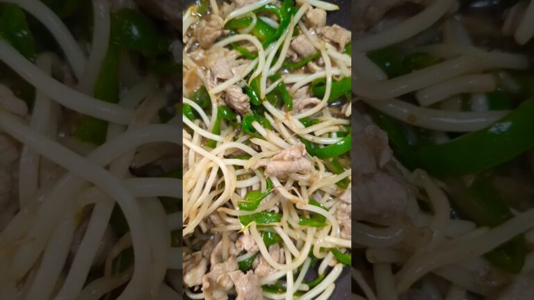 【簡単】豚バラピーマン炒めにもやしも入れた#今日の大皿シリーズ#甘から豚バラピーマンきんぴら炒め用#Cook Do