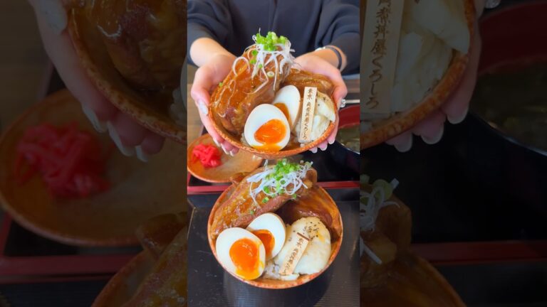 ごはんが無限に進む分厚い角煮丼！口の中に入れると柔らかくて噛むほどに旨味が広がる！【角煮丼屋くろしろ】