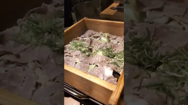 何とも珍しい“牛サムギョプサル“【SOM@梅田】