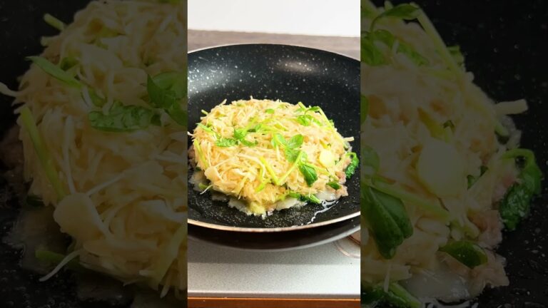 衝撃の裏ワザ！カットキャベツで簡単すぎるお好み焼き#shorts