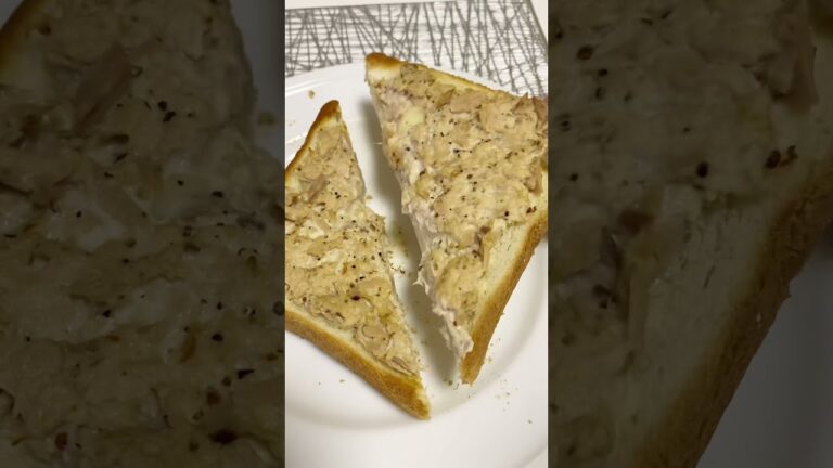ズボラ社会人の朝ごはんなんてこんなもん【ツナマヨトースト】 Tuna Mayo Toast made by lazy people #shorts