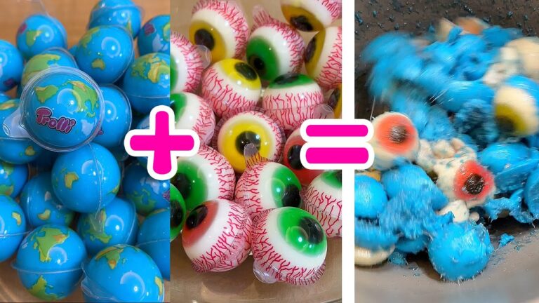 大量の地球グミと目玉グミを同時に餅つき機に入れたら…!? #Shorts