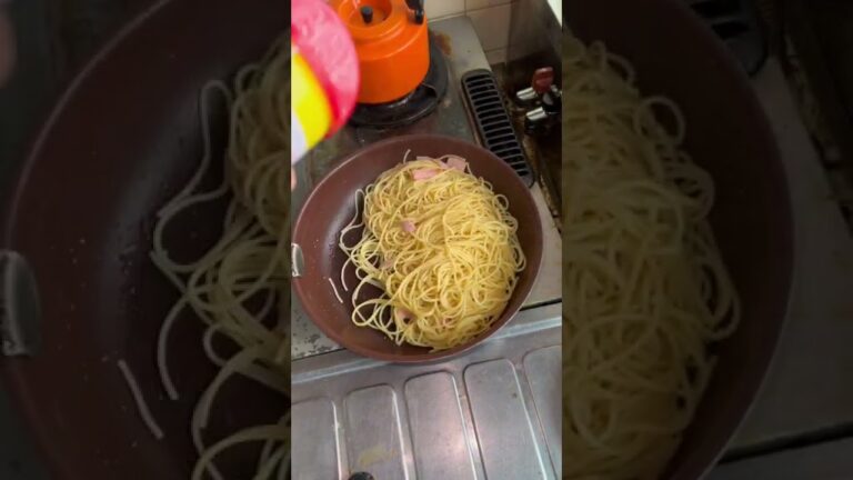 ちりめんじゃこのパスタ#short #ちりめん #しらす #パスタ#昼ごはん #昼飯