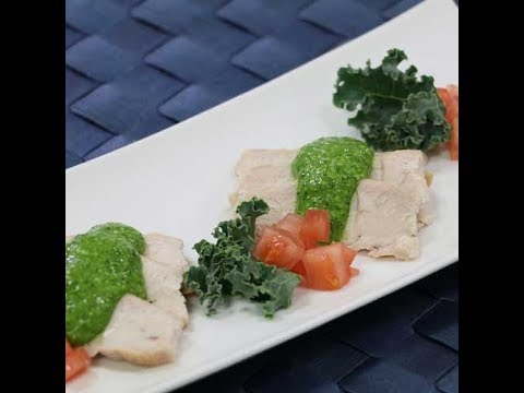 鶏むね肉のソテー ケールソース