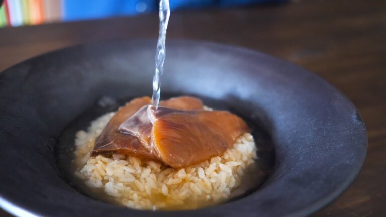 鰤のごまだれ茶漬け(Sesame sauce Chazuke with Yellow tail)