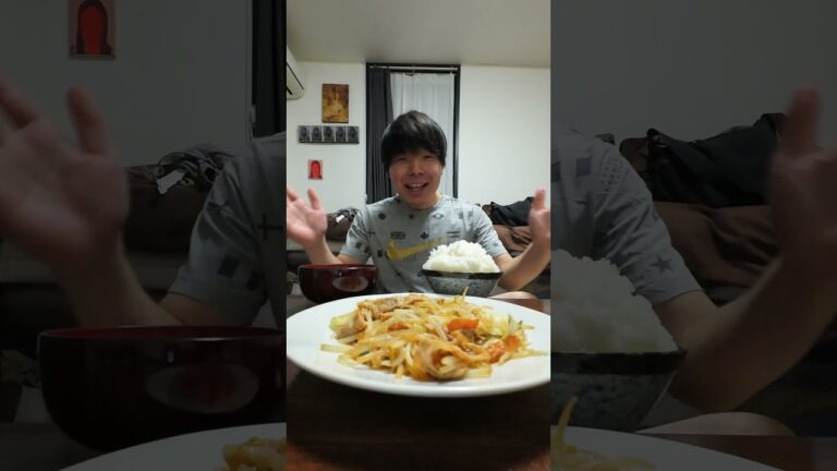 300万貯める大学生の激うま塩麹野菜炒め　#shorts #kankan&kankan #料理 　　#ご飯  #ごはん