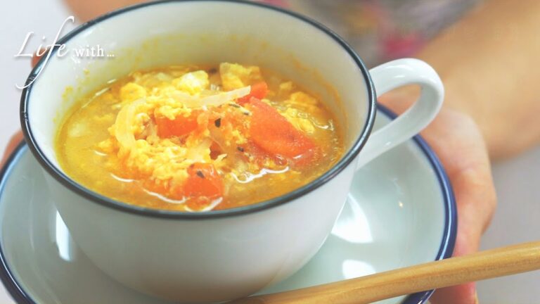 【栄養士レシピ】鶏出汁で疲労回復効果アリ！栄養たっぷり野菜たまごスープで体も心もポッカポカ！