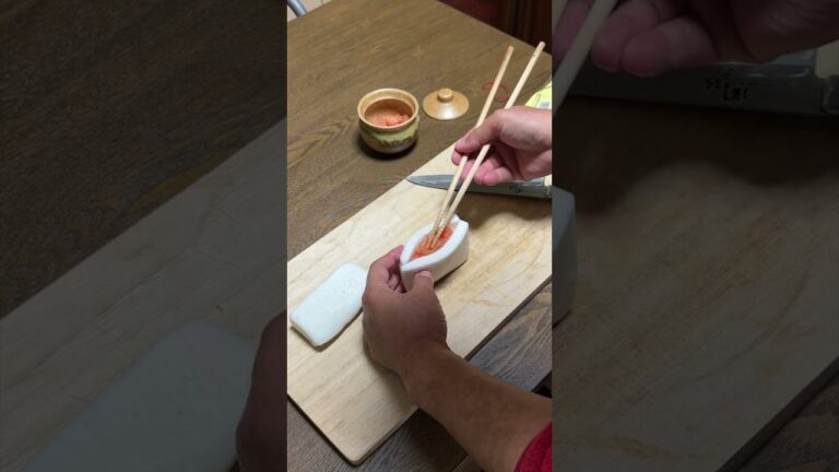 ホットサンドメーカーで簡単おつまみ！明太チーズはんぺん  #shorts #182