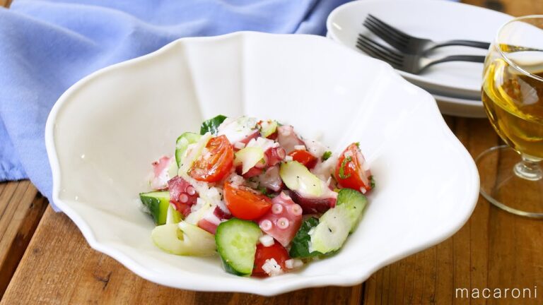 【たこのマリネサラダ】たこ、きゅうり、セロリ、ミニトマトで簡単デリ風！切って和えるだけで完成♪｜macaroni（マカロニ）