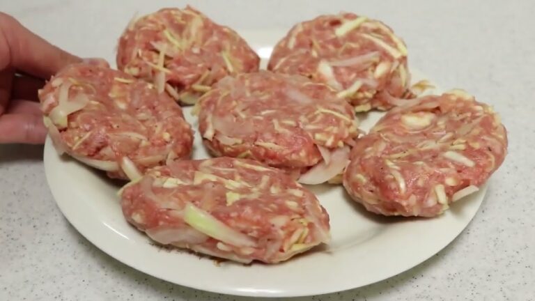 揚げ物なのに食べやすい、キャベツたっぷりメンチカツのレシピ・ポイントをご紹介