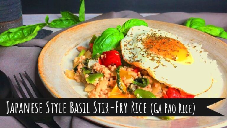 Japanese Style Basil Stir-fried over Rice (Ga Pao Rice) / 和風ガパオライス