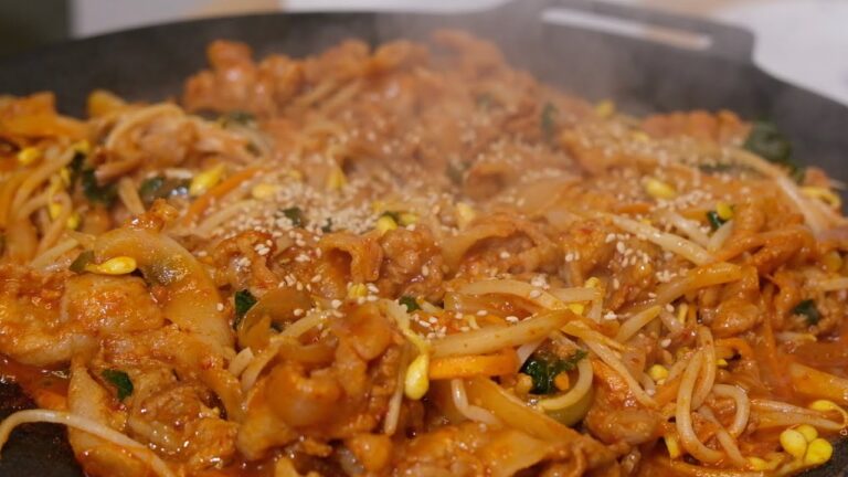 コンブル 作り方 / 豆もやしとプルコギ炒め / ヤンニョムレシピ / チェユクポックム