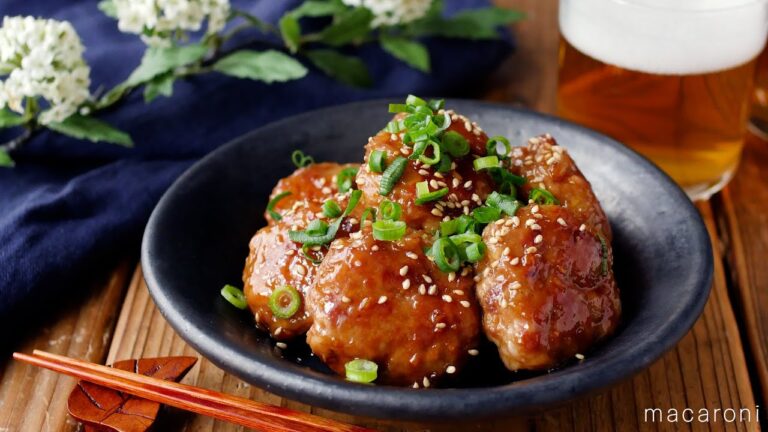 【生姜焼き豚つくね】食べ応え抜群！豚こま肉で節約おかずレシピ♪｜macaroni（マカロニ）