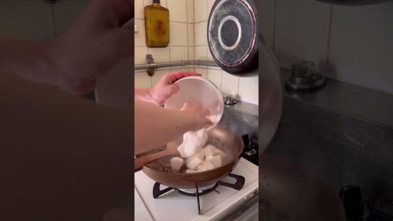 とろとろかぶのひき肉みそ炒め🦭🍳 #栄養士 #簡単レシピ #レシピ #レシピ公開 #レシピ動画 #おうちごはん #台所 #キッチン #ひき肉レシピ #ひき肉 #かぶ #旬の野菜 #旬の食材