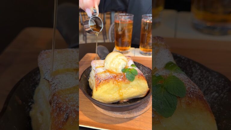 高級クッションのようにふわふわな極厚フレンチトースト【茶珈堂：東京 表参道】