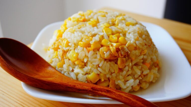 No.197 コーンバター炒飯！！作り方。コーンの甘みとバターの香りで小さなお子さんにも人気のチャーハン！！