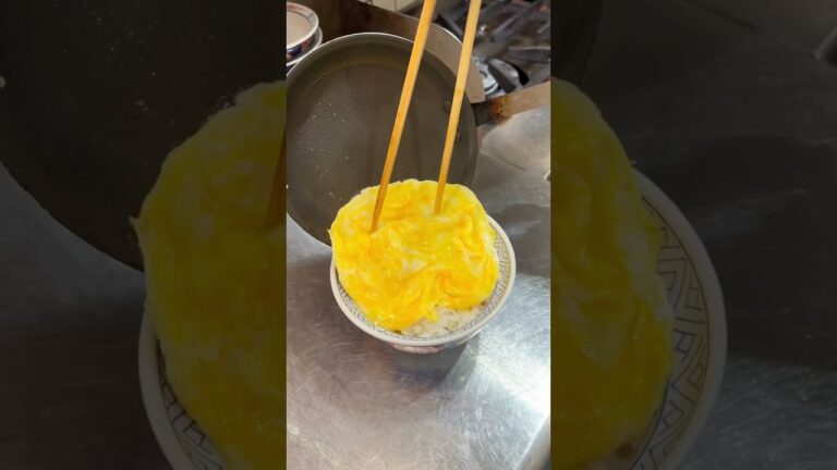 丼からはみ出るほどの分厚いかつ丼食べたことある？【日本橋グルメ とんかつはじめ】