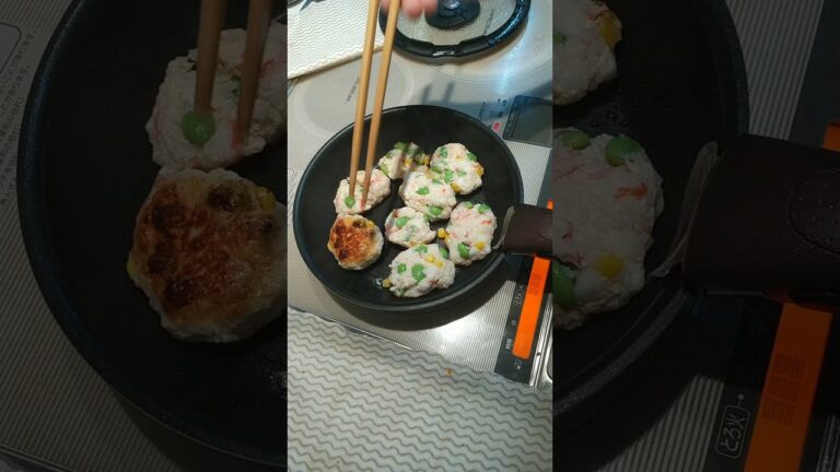 6月14日 豆腐とはんぺんに色々入れて焼いてみたや〜つ！#shorts