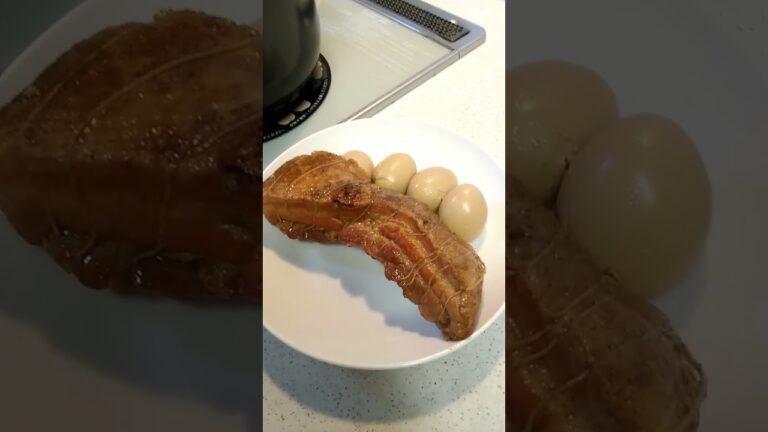 チャーシューと煮卵