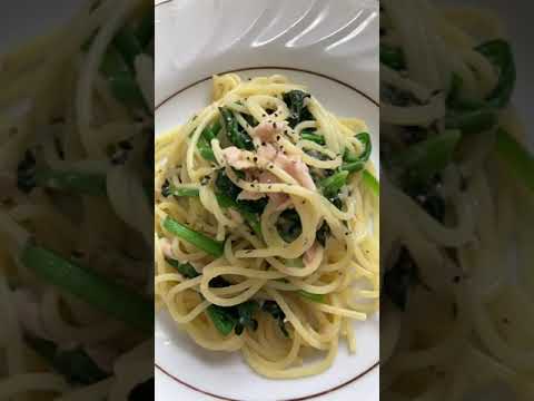 ツナとほうれん草だけの簡単和風パスタ 味付けは、軽く白だしとマーガリンで🤗うまかあ😄
