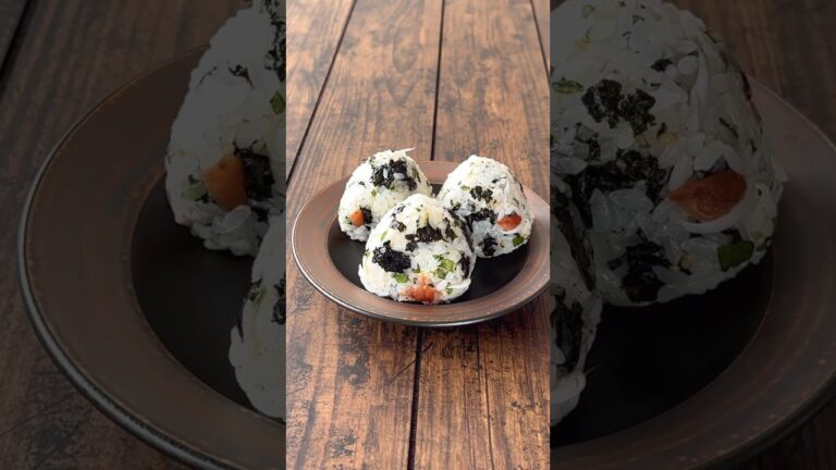 【おにぎりシリーズ】しらすと大葉のさっぱり混ぜおにぎり