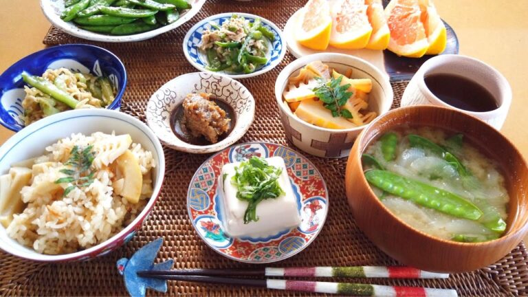 お弁当にもピッタリ♪たけのこごはん定食を作ろう♪/春の定食/料理動画/筍ごはん/