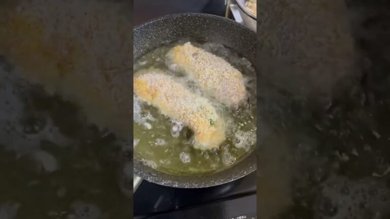 お店の味！チーズチキンロールを家で作りました✨#shorts #揚げ物 #チーズ