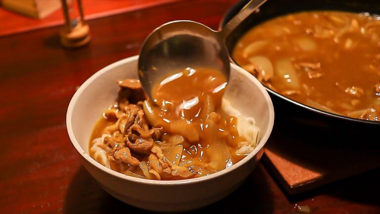 深夜のカレーそうめん。赤缶カレーで簡単レシピ。
