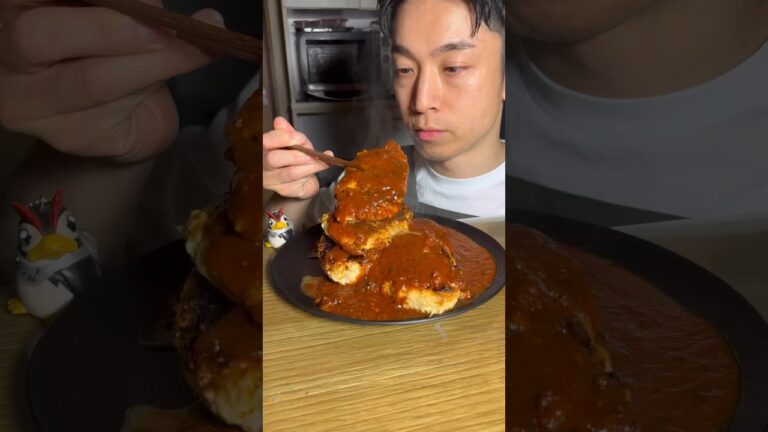 鳥ミンチでハンバーグ作るしん#cooking#料理#飯テロ#おうちごはん#ハンバーグ