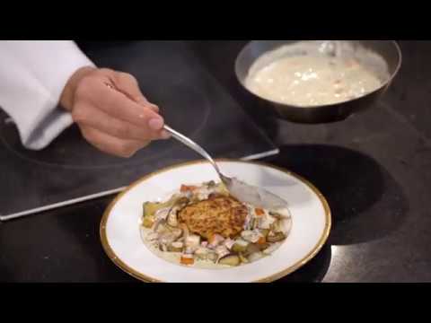 #80【包丁人】ホテルシェフ直伝「鶏ひき肉のハンバーグ 茸のクリームソース」