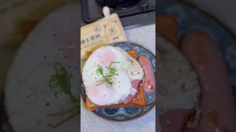 目玉焼きトーストBBQソースがけ【本日の朝食】#shorts