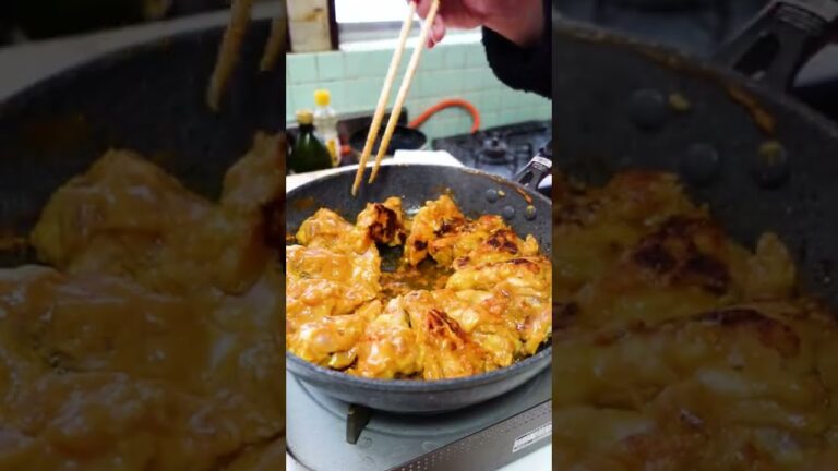 【スパイシータンドリーチキン】プリプリの鶏肉に味濃いめのスパイスのタレがしみしみ