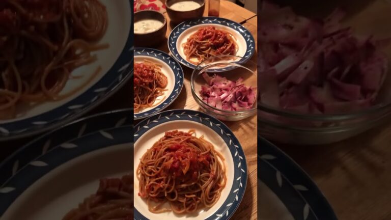 大成功なトマト缶とエノキのパスタ🍝🍅