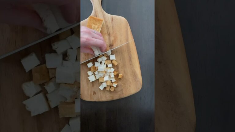 厚揚げのレシピ【簡単にレンジでできる厚揚げとチンゲン菜の味噌ダレ煮】