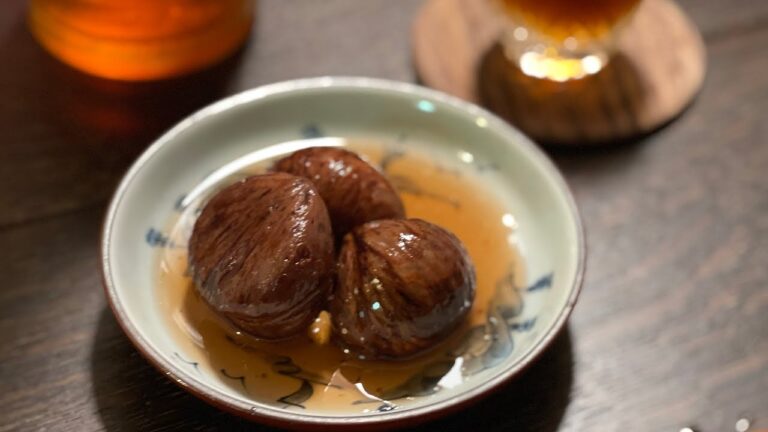栗の渋皮煮（鬼皮のむき方）…貝裂包丁と骨抜きがあれば､割と簡単に剝けてしまいますよ！