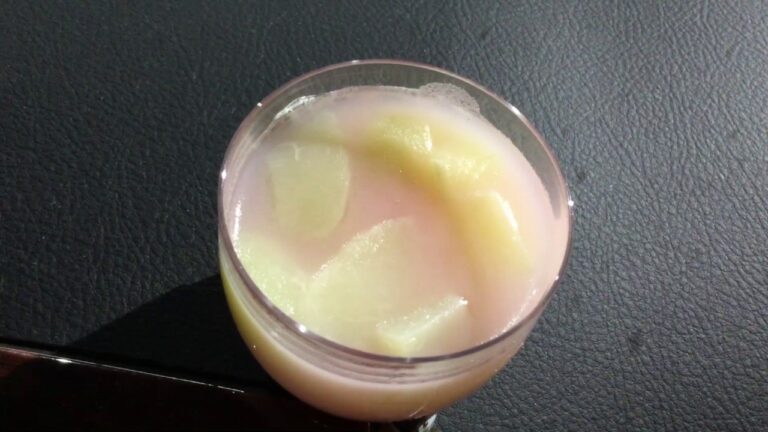 カップ桃水ようかん  251円  なごみの米屋 総本店にて