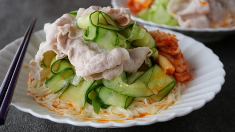 【誰かと食べたくなるおかず】「まるめし」まろやかで、ピリッと辛い豆乳ピリ辛素麺☆素麺もトッピングとつゆ次第でめちゃうまになります♡ | Amazing！Soy milk Spicy Somen