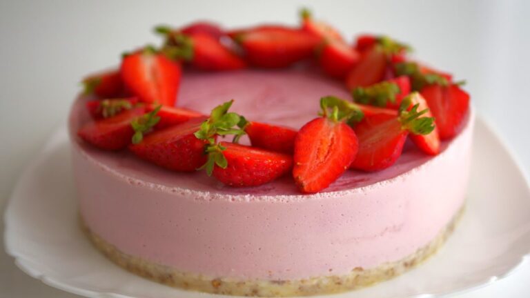 Торт йогуртовой "Мраморный" без выпекания. В 100 г - 182 ккал