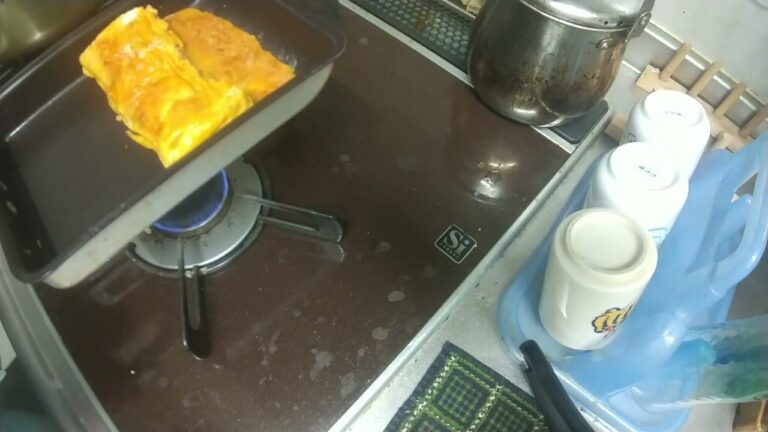 【和風エビチリ風卵焼き！？】基本の卵焼きの焼き方