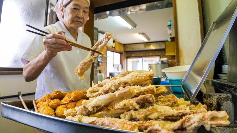 働く男達を支える２４０円爆売れセルフサービスうどん屋が衝撃過ぎた丨Tempura and Udon Restaurant : Japanese style