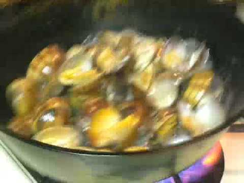 アサリのオリーブオイル炒め