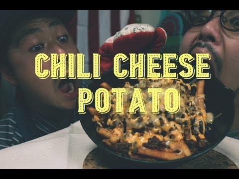 【アメリカかぶれ飯】チーズたっぷり！"チリチーズポテト"を作ってみた！