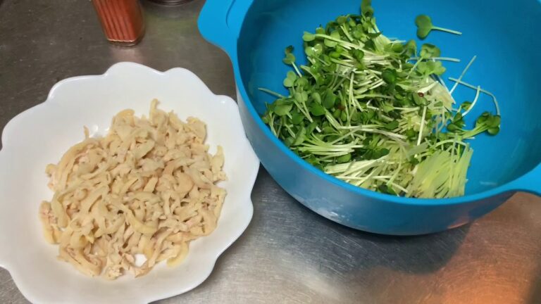 超簡単！　鶏皮カイワレのレシピ　「ニッポン食べマガジン」