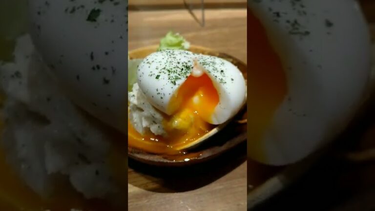 本田商店の半熟卵のポテトサラダ