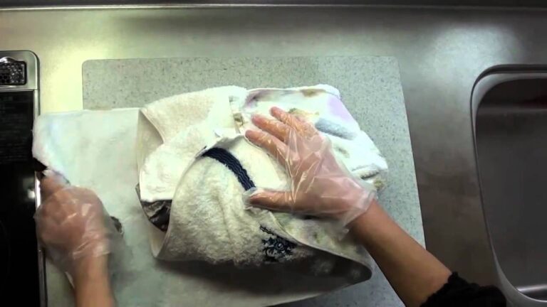 肉じゃがの作り方（味をしみ込ませる方法） - How to make nikujaga.