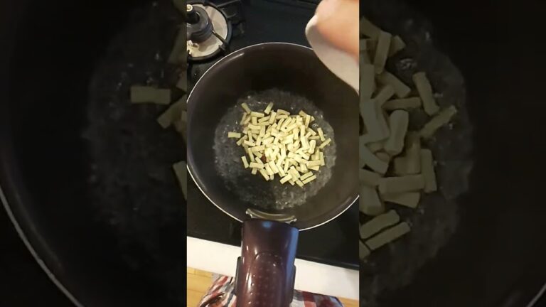 子供に食べさせたい高野豆腐。コツはわざとお湯から煮て、柔らかくすること😊